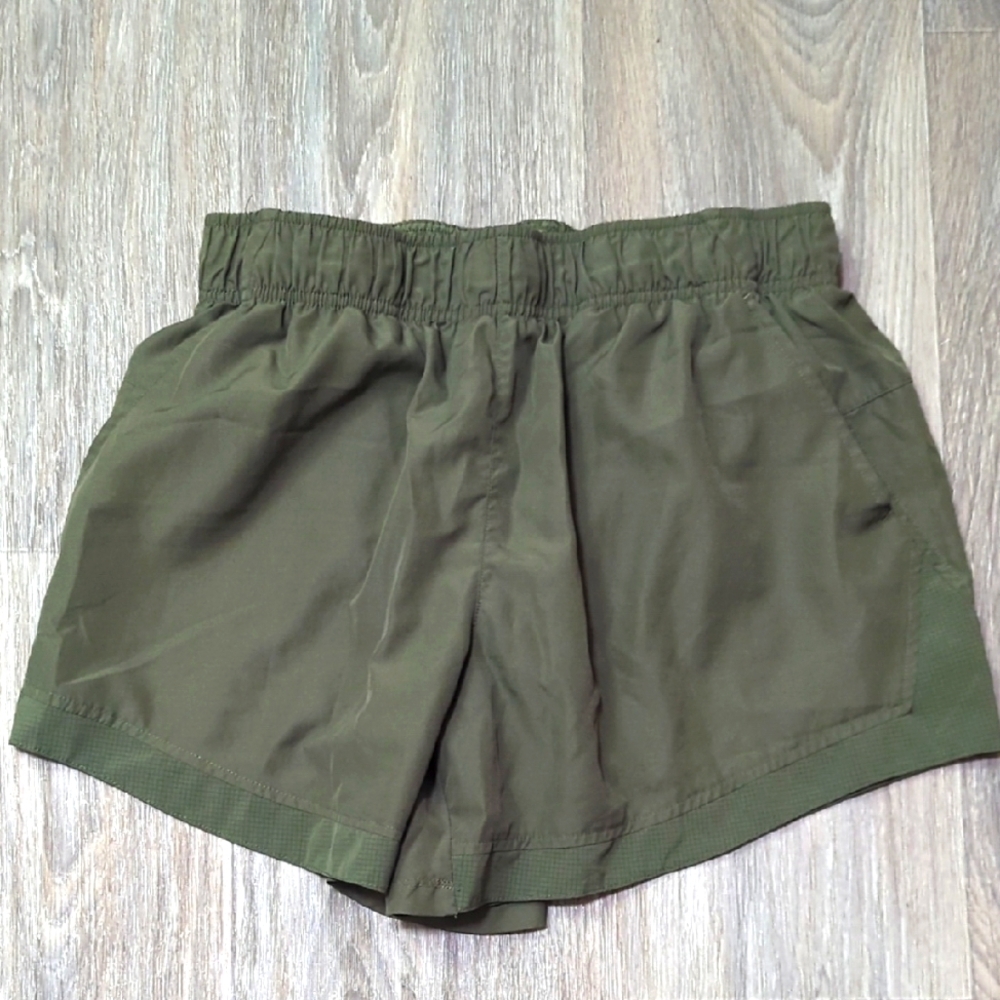❤️5/$25 Athletic Works Women's Green Athletic Shorts